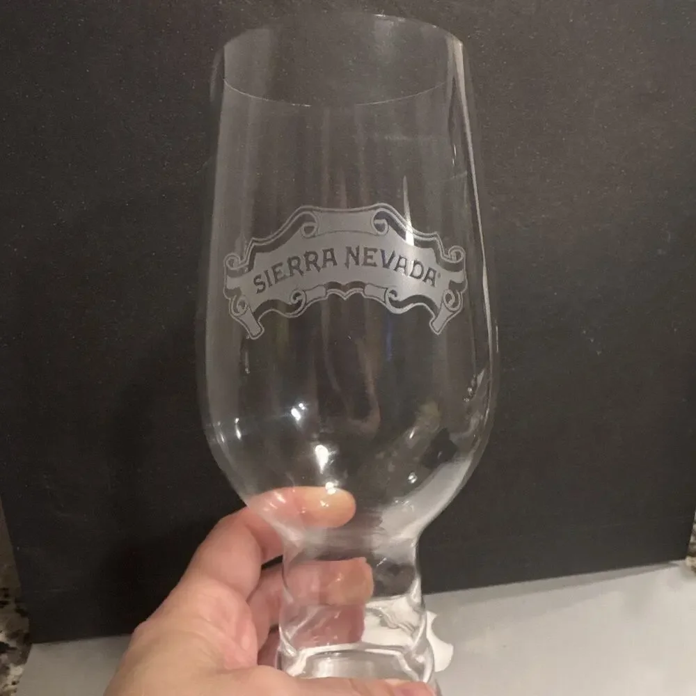 Sierra Nevada IPA Glass Beer Glassware Breweriana Theme Collectible